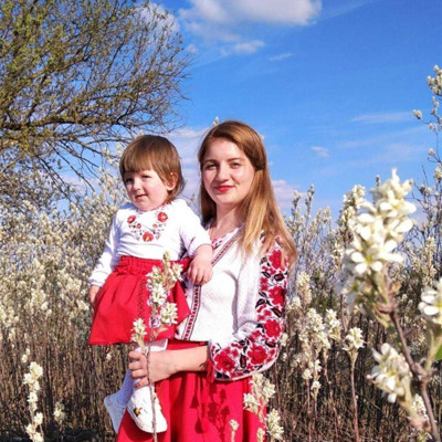 Катерина та Ольга Горголь