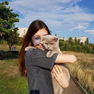 Еліна Токмакова