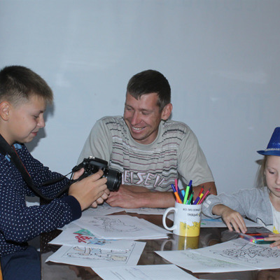 Фотографуємо разом з татом