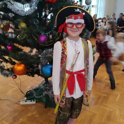 Артем Мельник