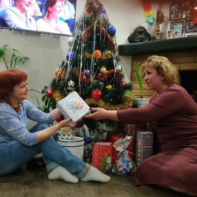 Валентина Коваль з кумою Оленою, м. Переяслав