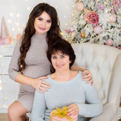 Ніна Гаркун з донькою Іриною, с. Пологи-Яненки