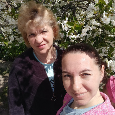 Ніна Гостюхіна та Тетяна Стулішенко