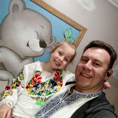 Злата, Володимир та Ведмедик