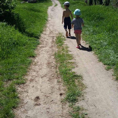 Ілля та Емілія Захаренки