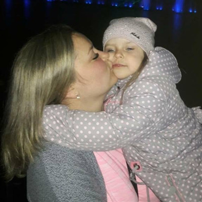 Поліна  з мамою Анастасією Возною