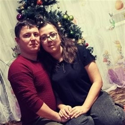 Ірина та Микола Тихолази