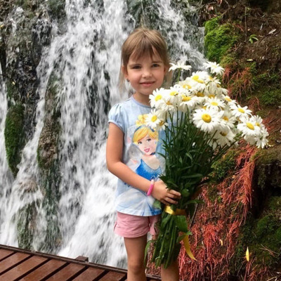 Аріана Шмогутенко, 5 років