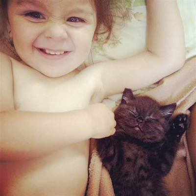 Поліна Чумак та кицька Сімона