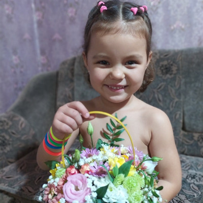 Аліса Огай, 5 років
