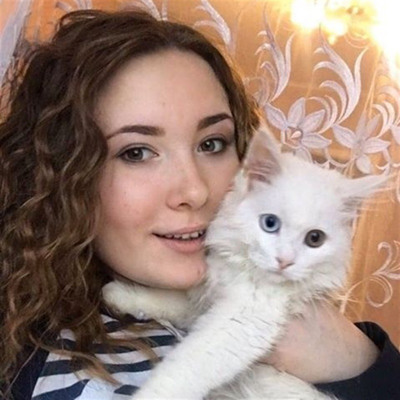 Лариса Конюшенко