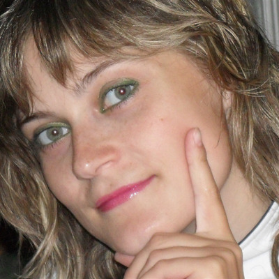 Олена Олійник