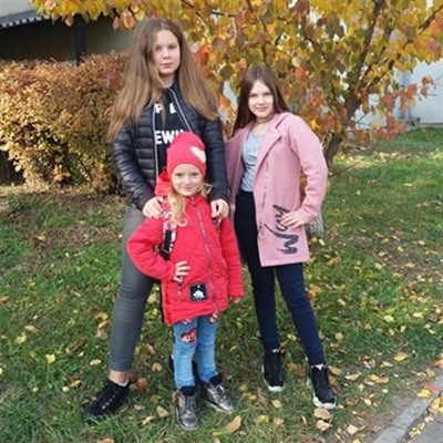 Яна Філенюк, Віка Філенюк та Філонюк Світланка 