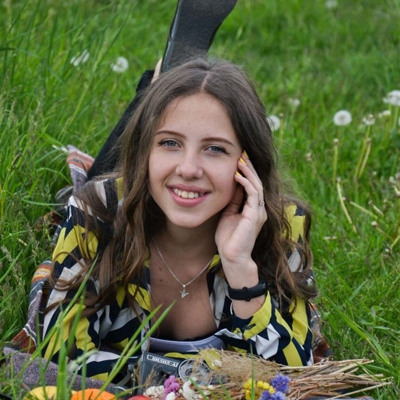 Вікторія Стеценко