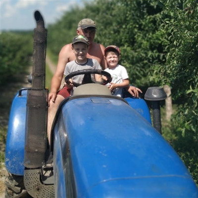 Вова і Міша Бортники
