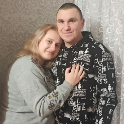 Вадим та Олена Мельники