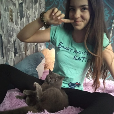 Євгенія Одинець та котик Тіхон