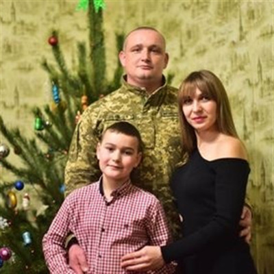 Артем, Анастасія та Олексій Василенки