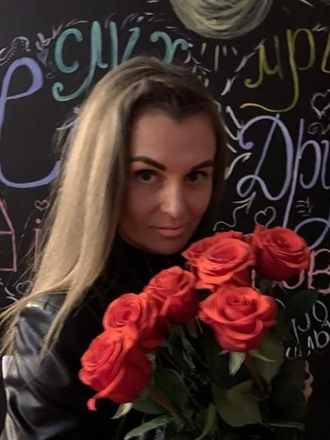 Щиро вітаємо з Днем народження Марину Скоробагатько!