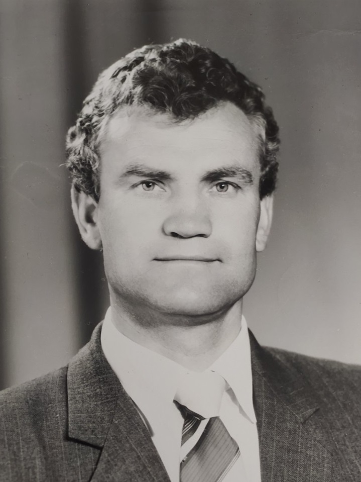 Дружина, діти та онуки вітають з Днем народження