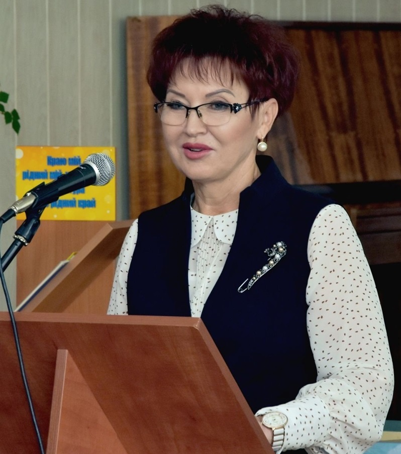 Первомайськ вітають освітяни!