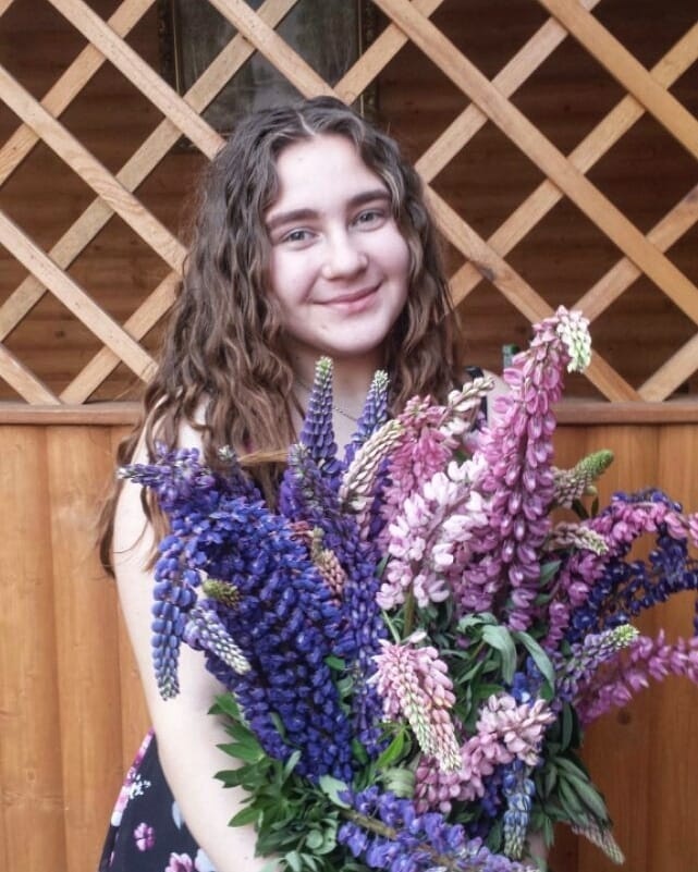 Мама, тато, брат і всі рідні та друзі щиро вітають з Днем народження