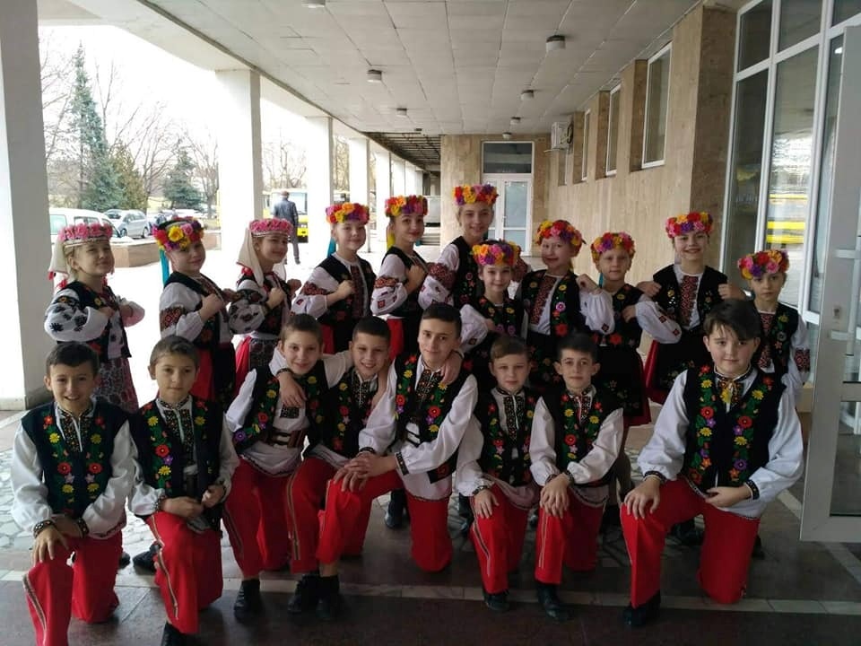 Зразковий ансамбль народного танцю "Веселі гуцулята"