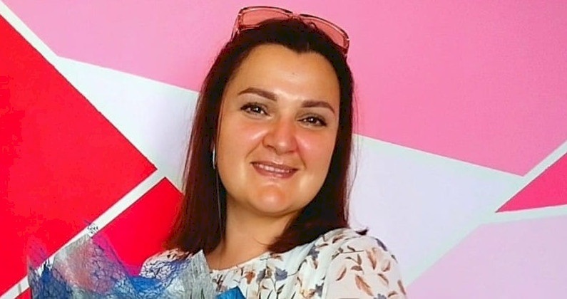 Життєрадісну Анну Бакуменко вітають з Днем народження!