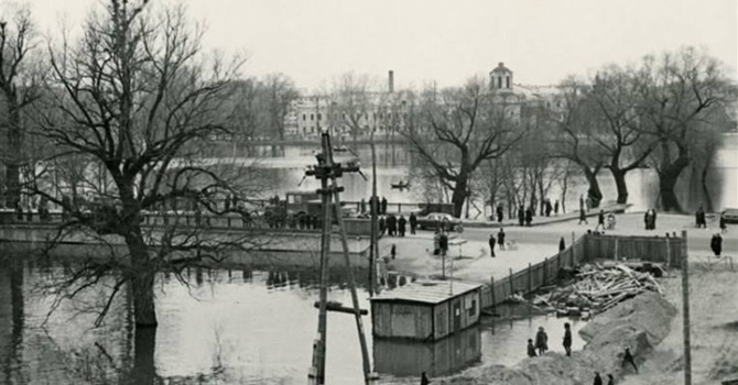 Чи впізнаєте ви місця у Чернігові по старим світлинам