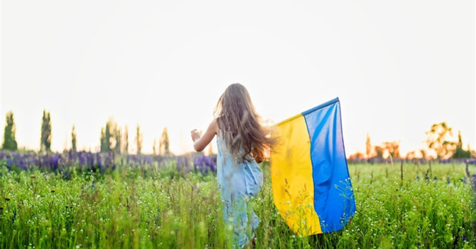 Впізнайте по фото відомих українок