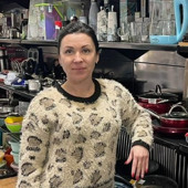  Вікторія Богатир - продавець-консультант у магазині будівельних матеріалів
