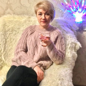 Кравчиня Таня Довга в місті Гадячі 