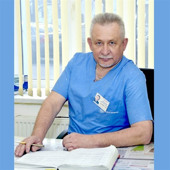 Лікар-хірург Вадим Вікторович Легеня, головний лікар,  Первомайськ, МЦ Агапіт