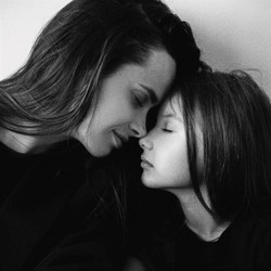 Фотографи та оператори