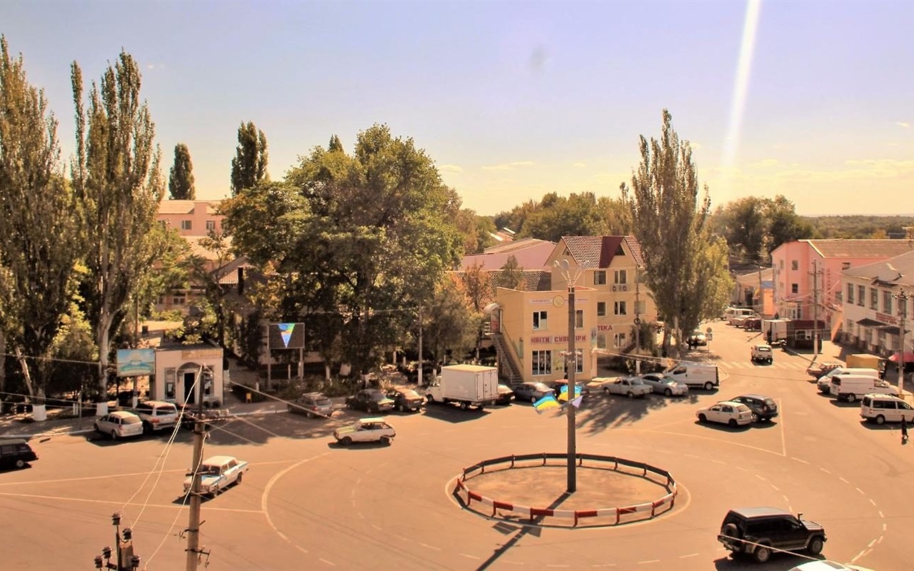 Свята скінчилися і ми маємо тест, щоб перевірити вашу готовність стати до роботи: впізнайте, де це в Біляївці?