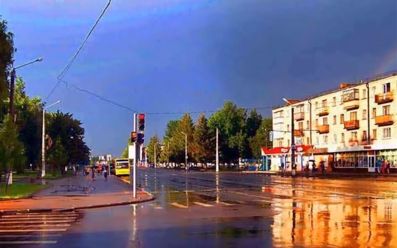 Вгадай рядки з відомої (у вузьких колах) пісні про Конотоп