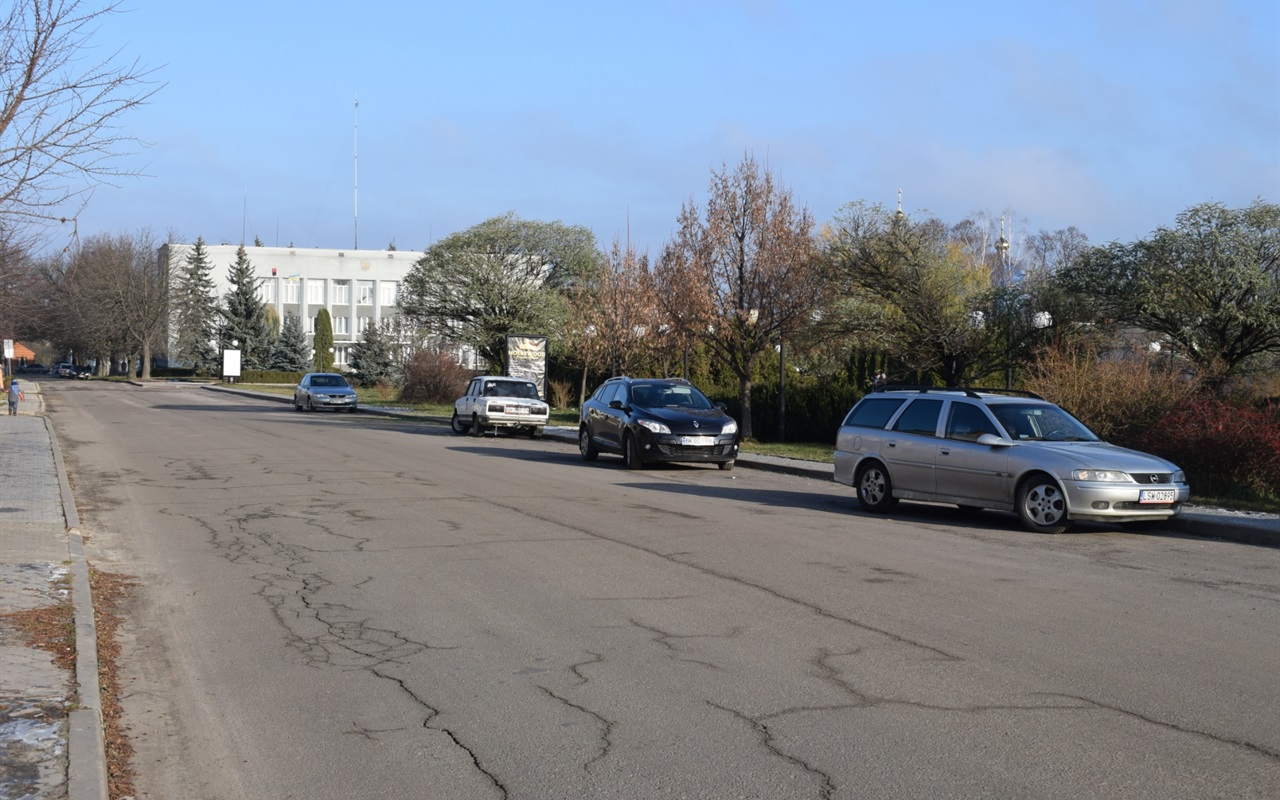 Тест Чи правильно ви їздите і паркуєтесь у Володимирці?