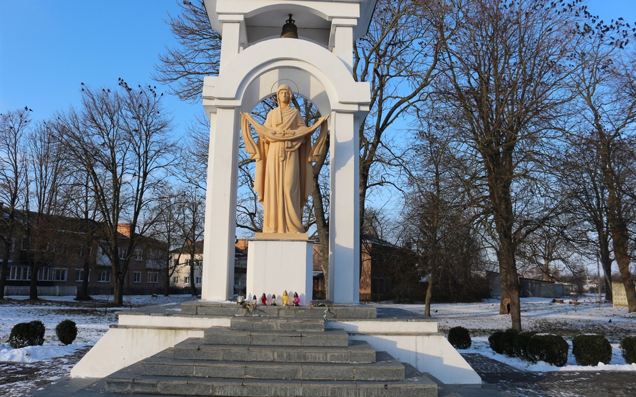 Старі і нові пам'ятники  Старокостянтинова. Що ви про них  знаєте?