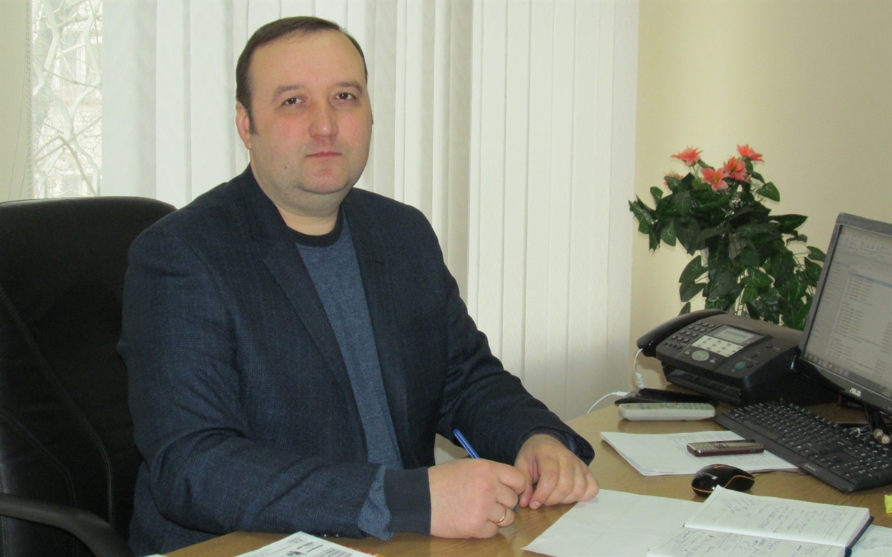 Игра: угадай имена попаснянских руководителей по фото