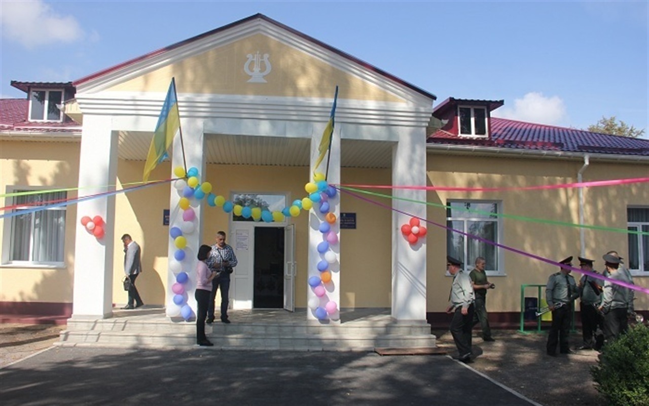 Упізнай населений пункт за фото будинку культури