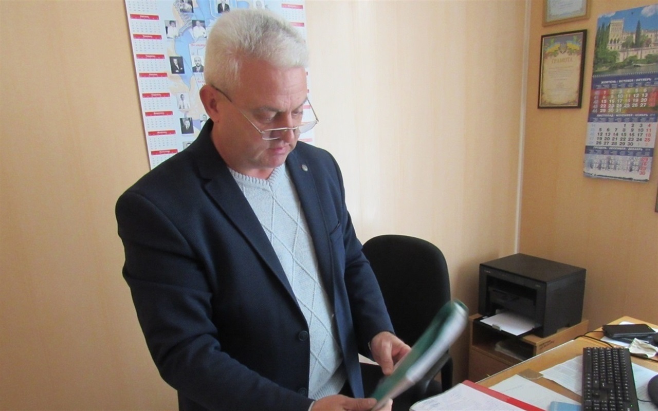 Відгадайте героя історії на сайті Сватове.City