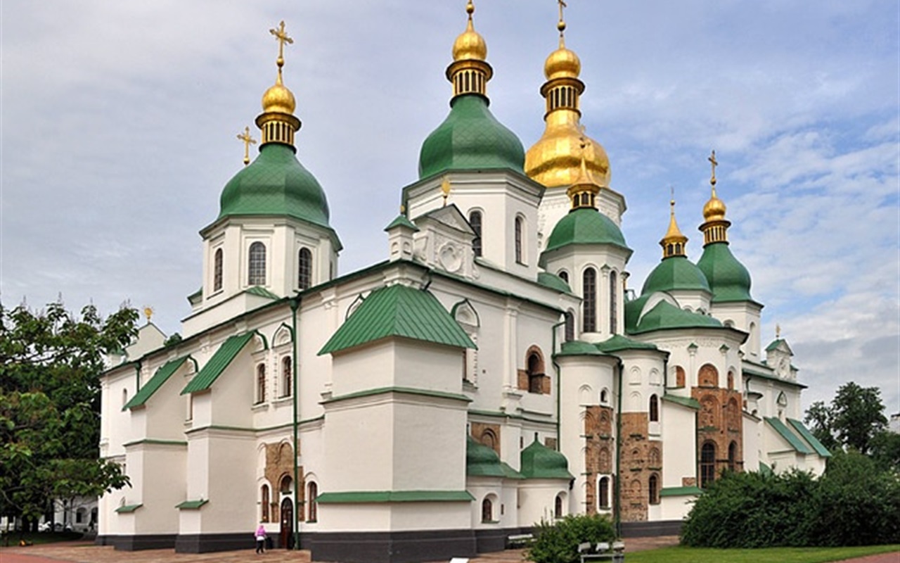 Чи володієш ти українською мовою?