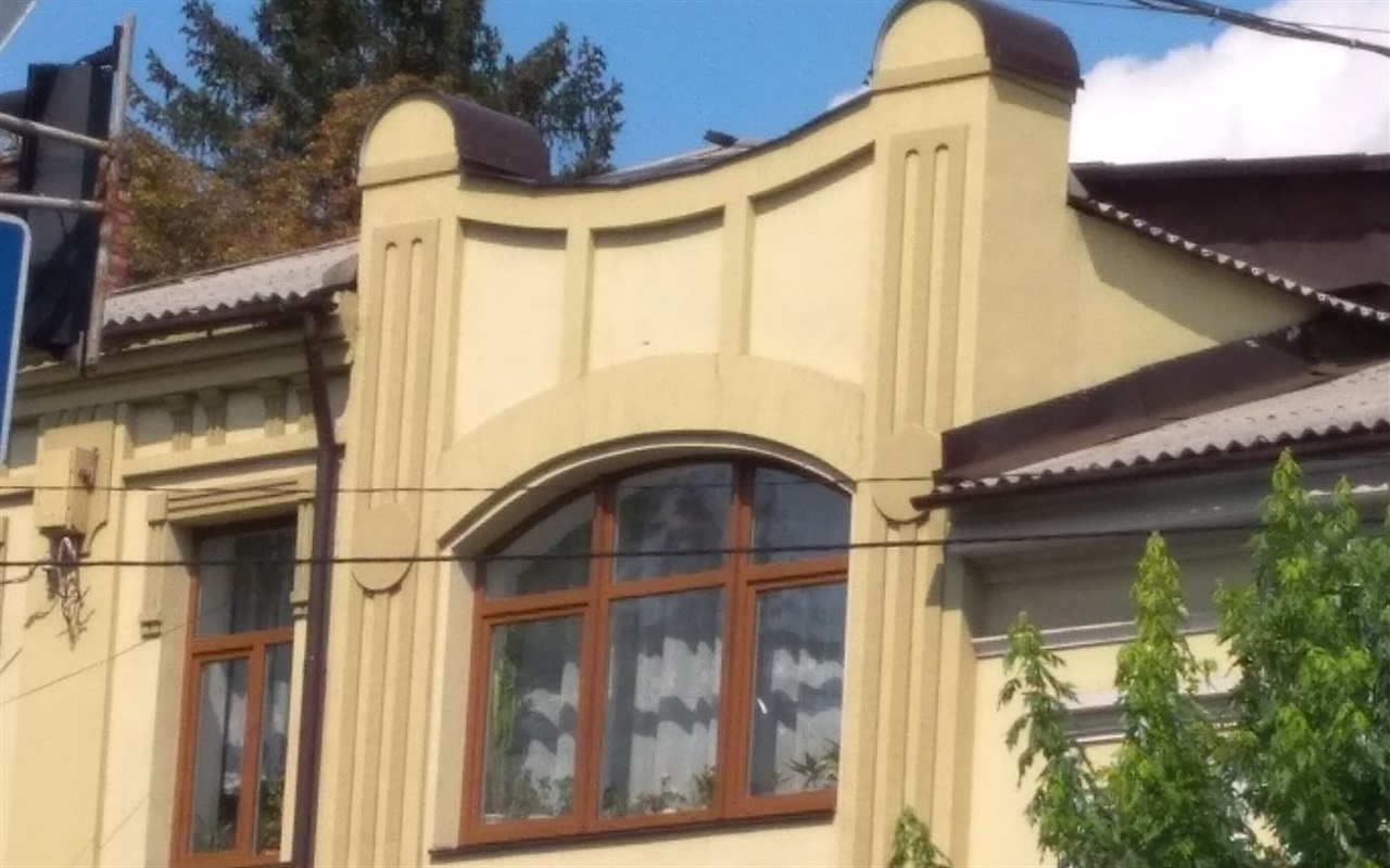 Вгадай будівлю Умані за фото архітектурного фрагменту