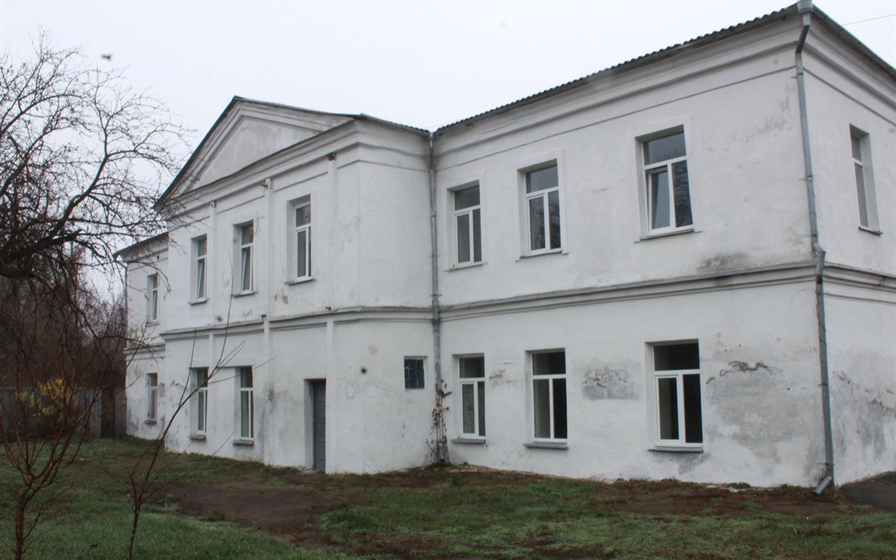 Тест-гра: вгадайте ніжинські будівлі «зі спини»