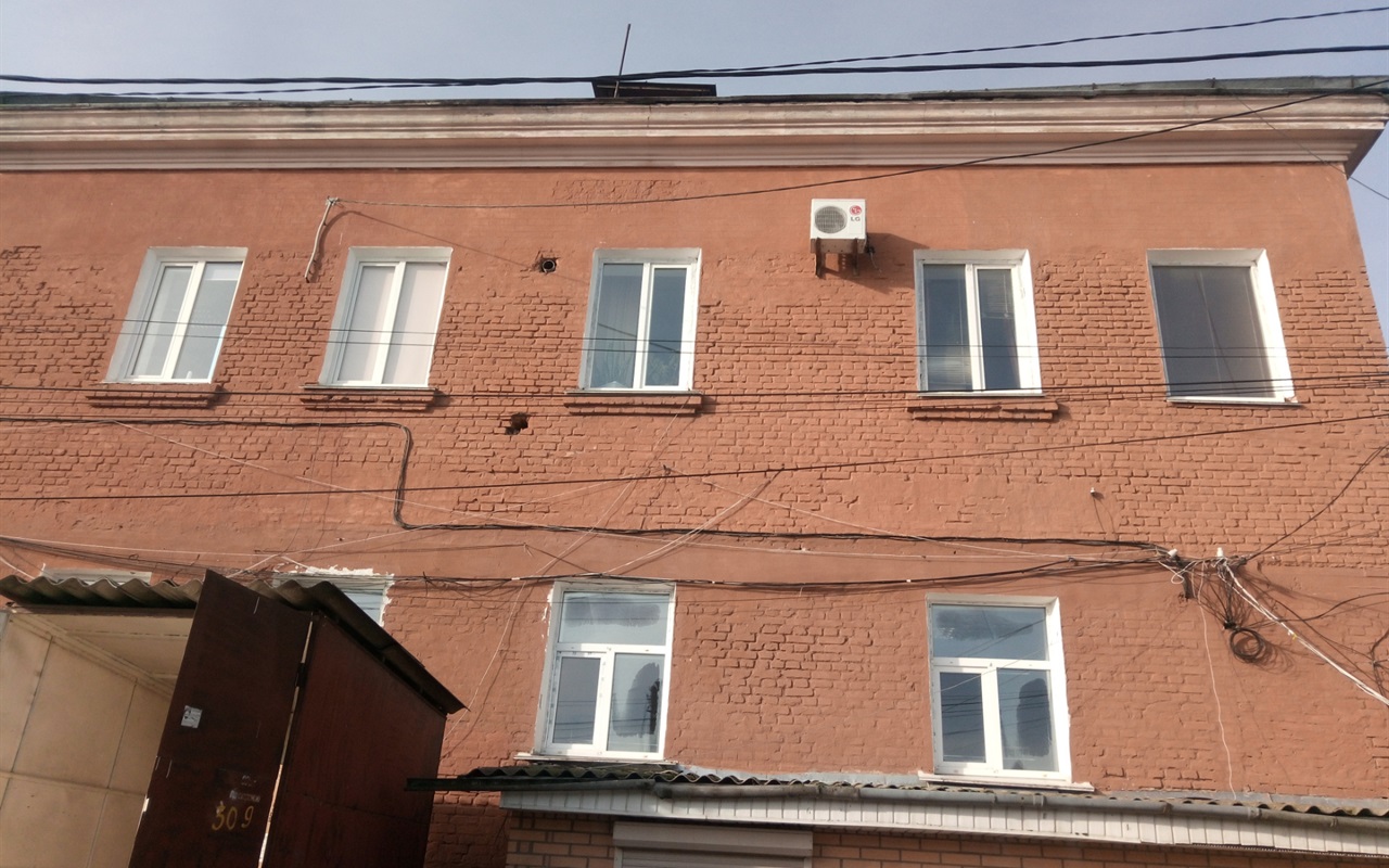 Тест-гра: вгадайте ніжинські будівлі «зі спини»
