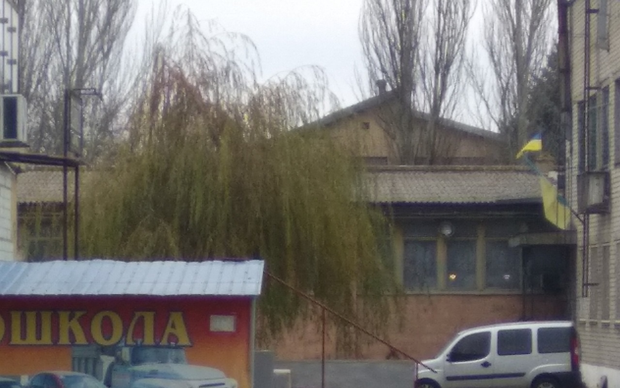 Пройди тест і дізнайся, чи впізнаєш відомі будівлі міста Курахове «зі спини»