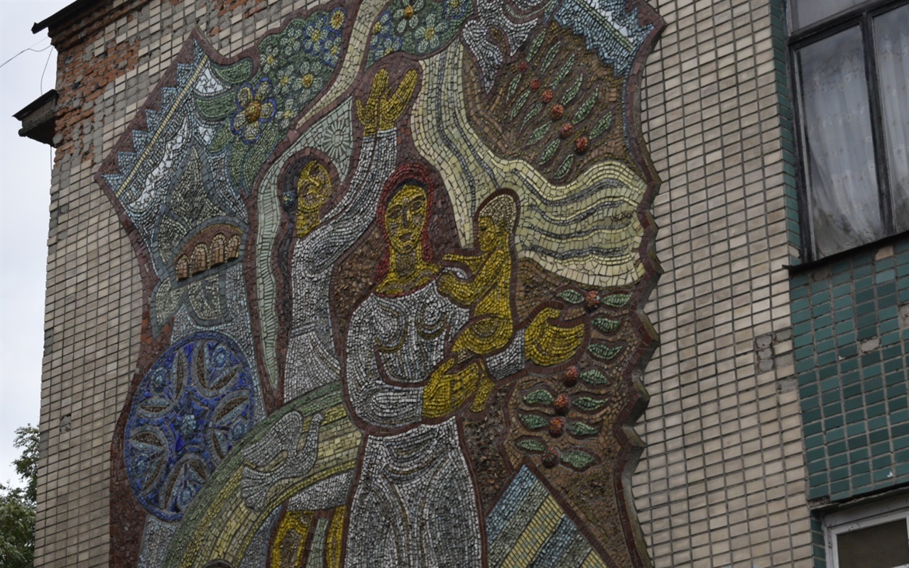 Тест: вгадай, де цей мурал чи мозаїка в Жмеринці
