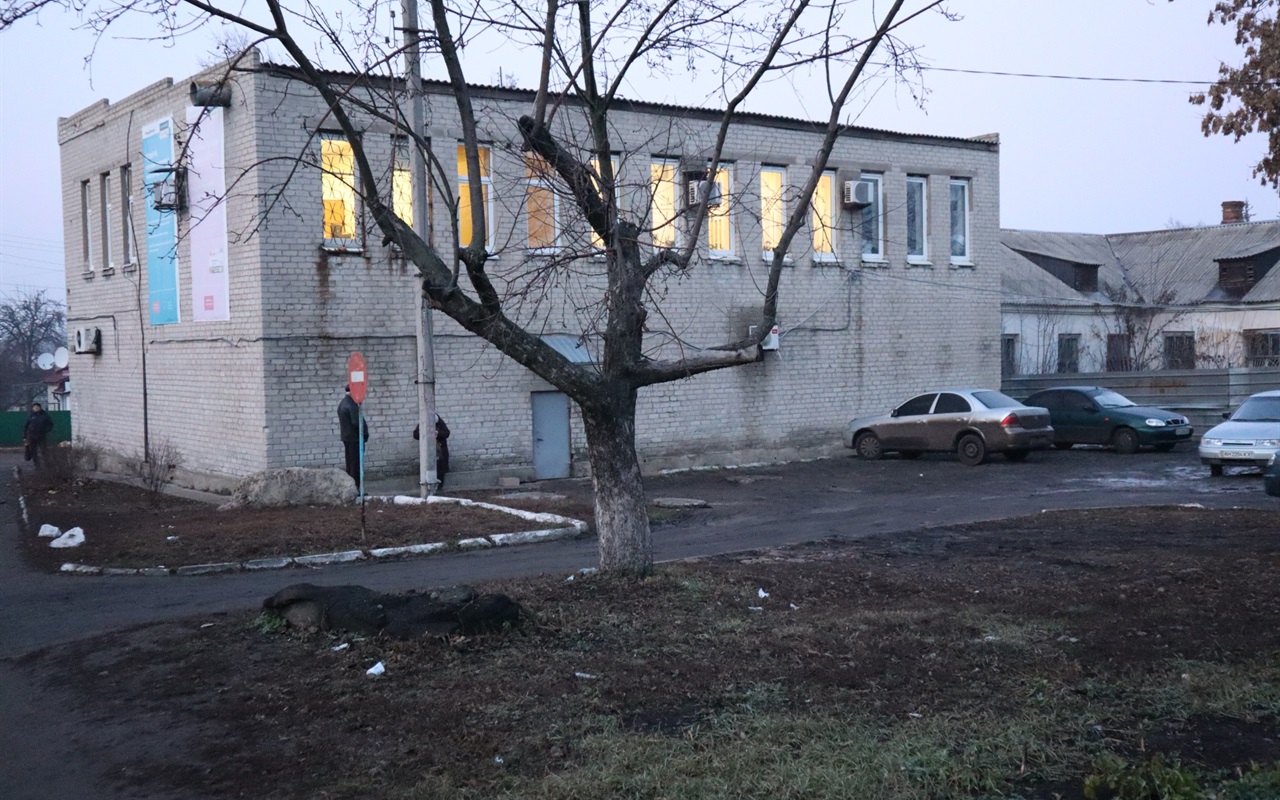 Вгадай волноваські будівлі з іншої сторони