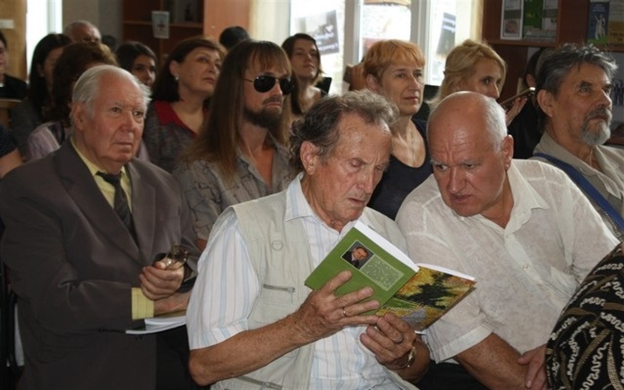 Як добре ти знаєш відомих мелітопольців?