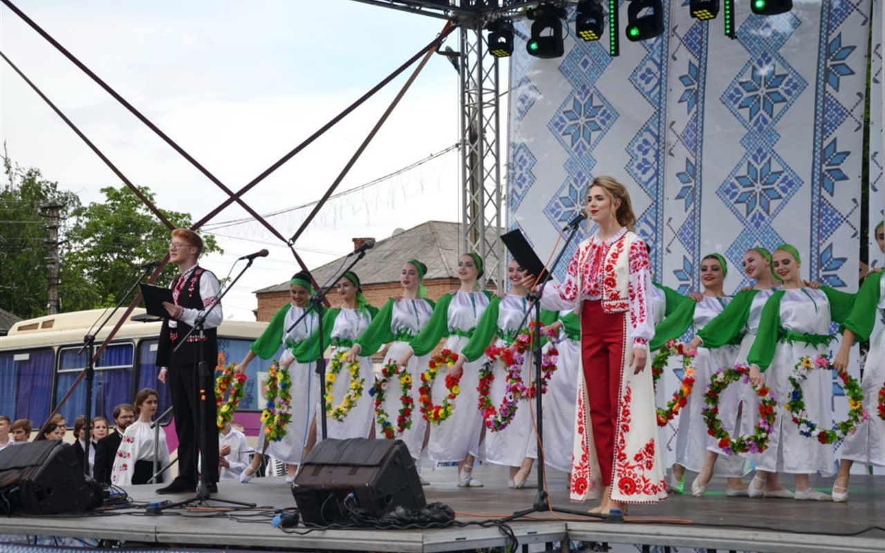 Тест-гра: чи розпізнаєте ви фейкову новину про Гадяч